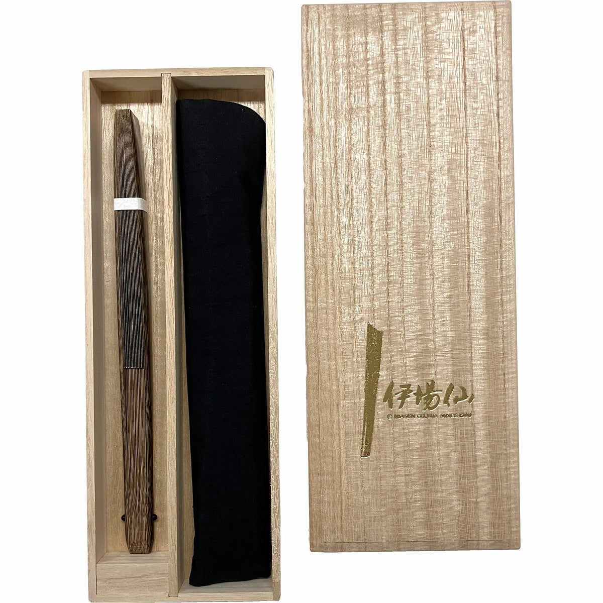 Traditional Patterns Special SelectionEdo fanSet, Paulownia Box, Korin Wave