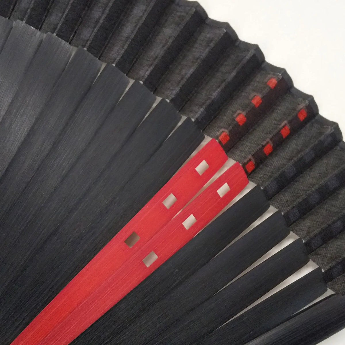 Red line set fan, "Cubic".