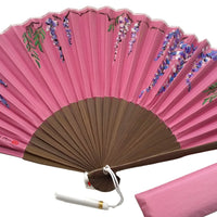 Eventail en soie, rose avec insertion de glycine, unique en son genre, avec pompon, dans une boîte en paulownia.